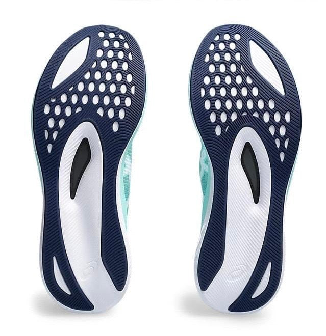 Asics Magic Speed 3
