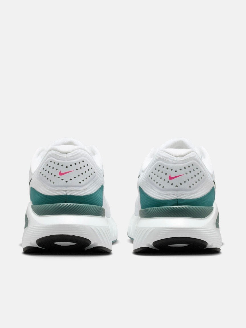Nike Structure 12